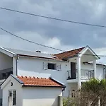 דירה Peaceful 2br With Ultra-fast Wifi פודגוריצה
