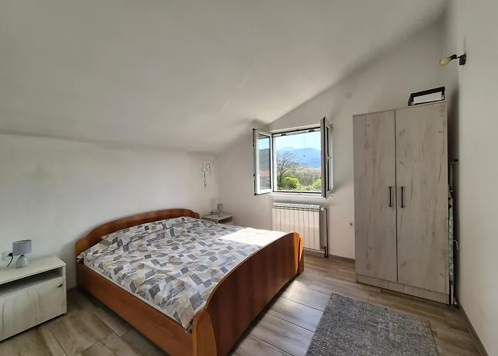 Peaceful 2br With Ultra-fast Wifi * Podgoriçe