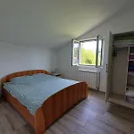 Peaceful 2br With Ultra-fast Wifi Апартаменти