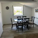 Peaceful 2br With Ultra-fast Wifi Apartmán *