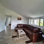 Peaceful 2br With Ultra-fast Wifi