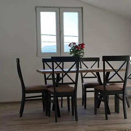 Διαμέρισμα Peaceful 2br With Ultra-fast Wifi