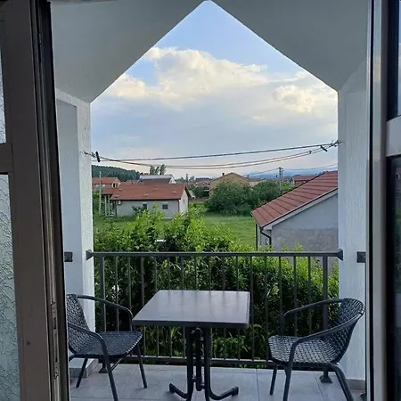 Peaceful 2br With Ultra-fast Wifi Διαμέρισμα Ποντγορίτσα