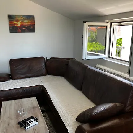 Peaceful 2br With Ultra-fast Wifi Апартаменти Подгориця
