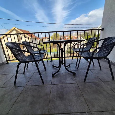 Peaceful 2br With Ultra-fast Wifi