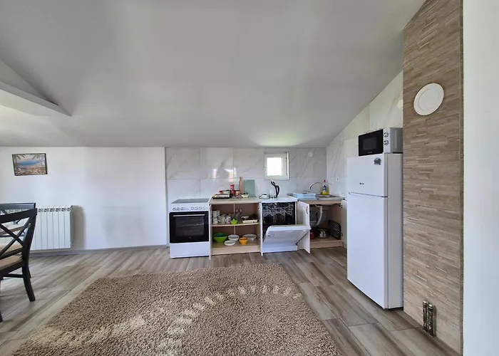 Peaceful 2br With Ultra-fast Wifi * Podgorica